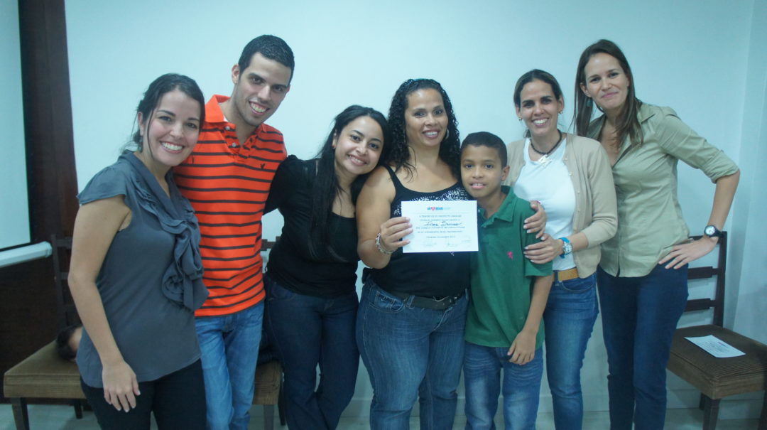 Representantes beneficiarios de Proyecto Caracas Invedin fueron reconocidos