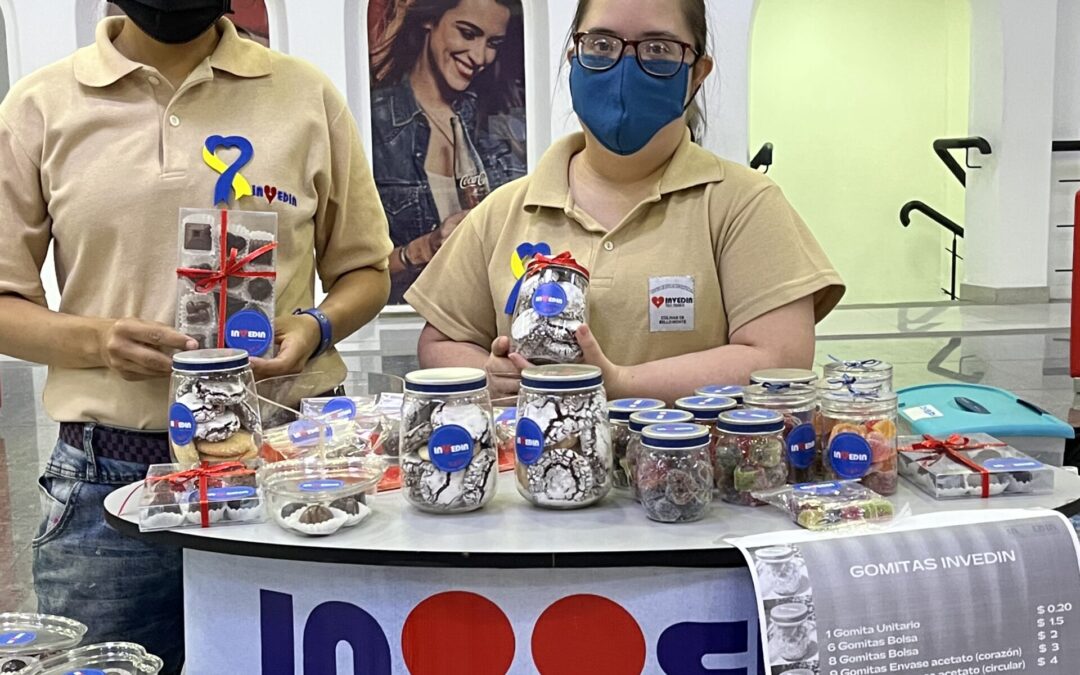 Venta de bombones, galletas y gomitas en Coca – Cola FEMSA