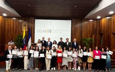 21 psicólogos venezolanos recibieron Certificación como Terapeutas Familiares gracias a una alianza entre Invedin, la UCAB y el Instituto Atlántico de Terapia Familiar
